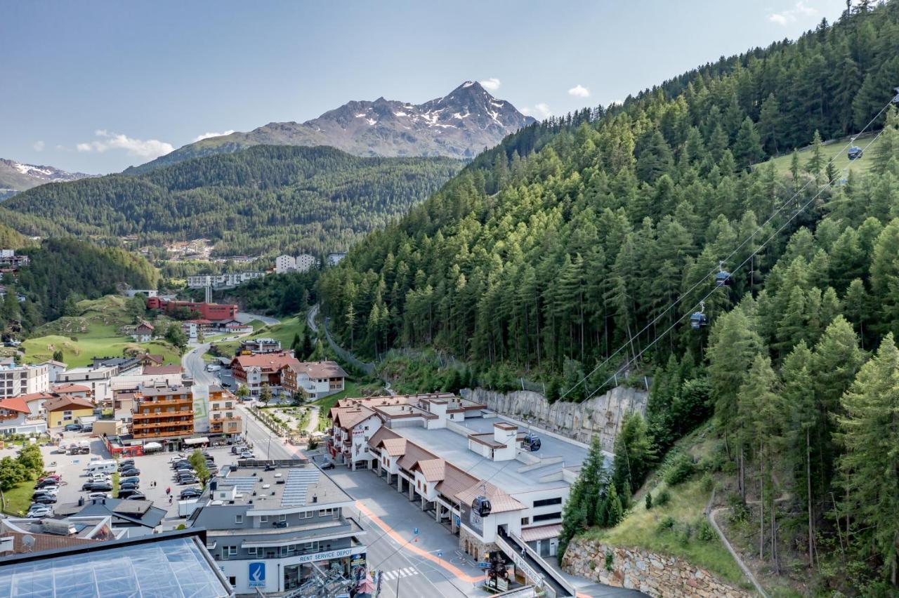 Hotel Baeckelar Wirt Superior Сьолден Екстериор снимка
