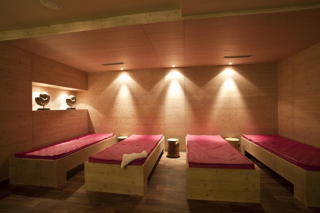 Hotel Baeckelar Wirt Superior Сьолден Екстериор снимка