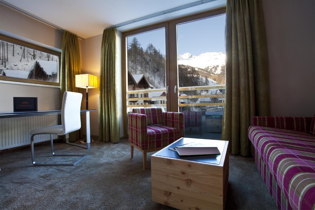 Hotel Baeckelar Wirt Superior Сьолден Екстериор снимка